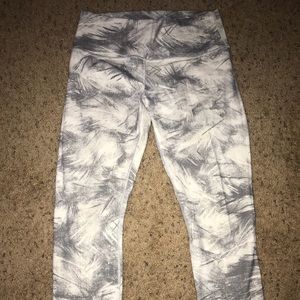 Lululemon 7/8 Luxtreme leggings